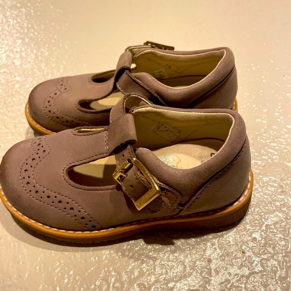 Clarks Other - Clarks Mary Jane Shoes